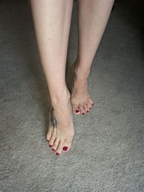 Foot Fetish Whore Red Chute